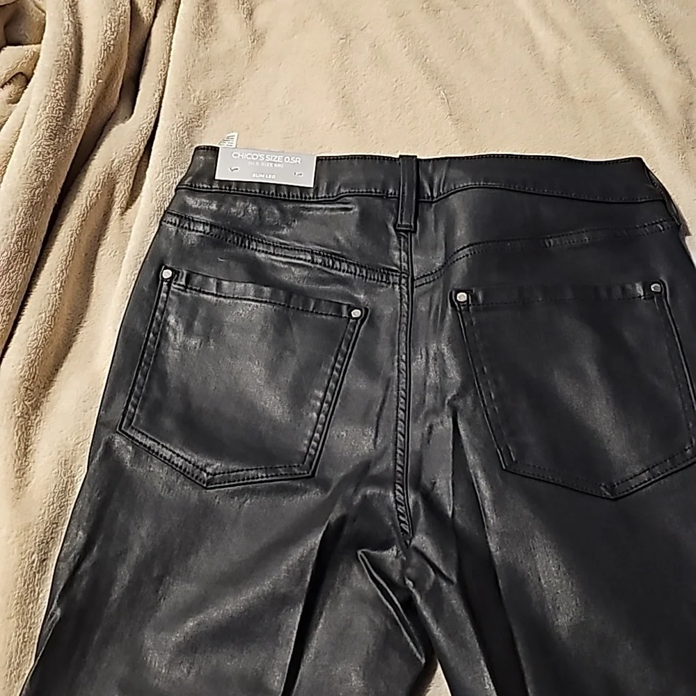 Jeans - Picture 2 of 3